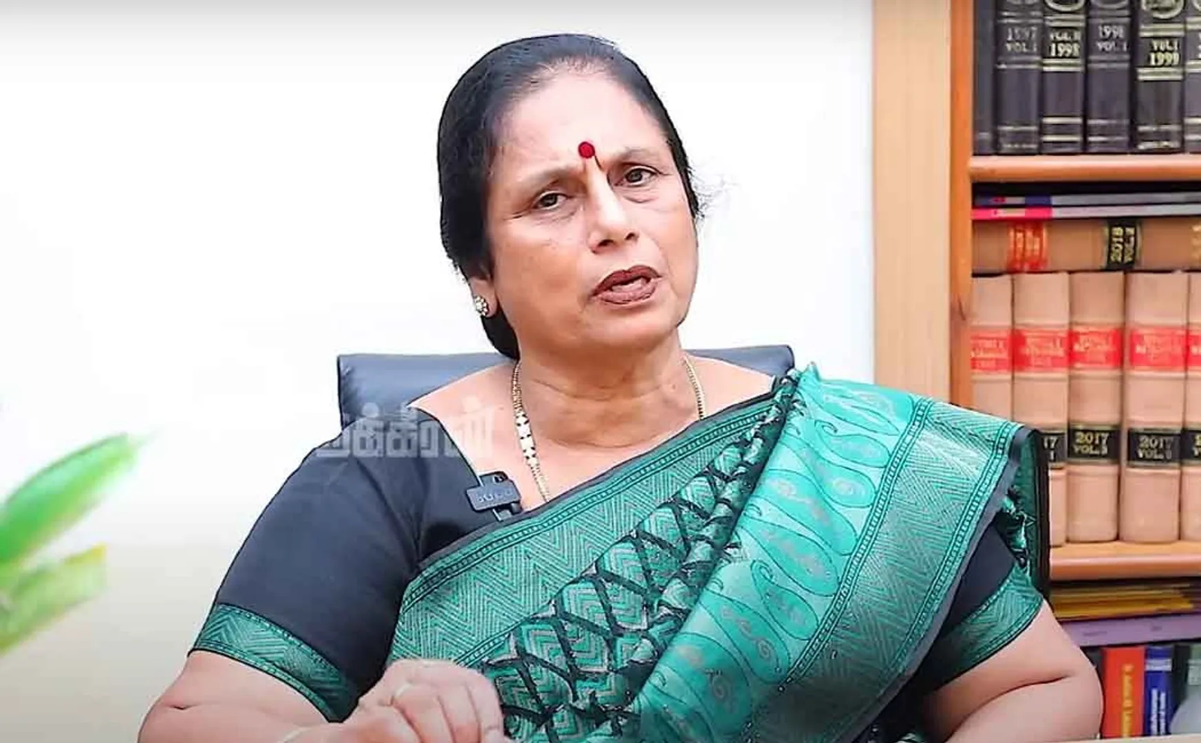 advocate-santhakumaris-valakku-en-51 